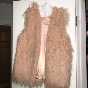 Baby pink fur vest
